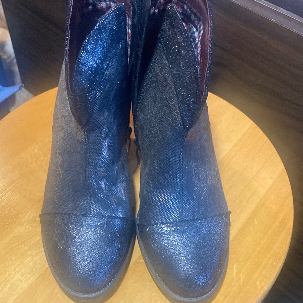 Elegant Black Ankle Boots for Women